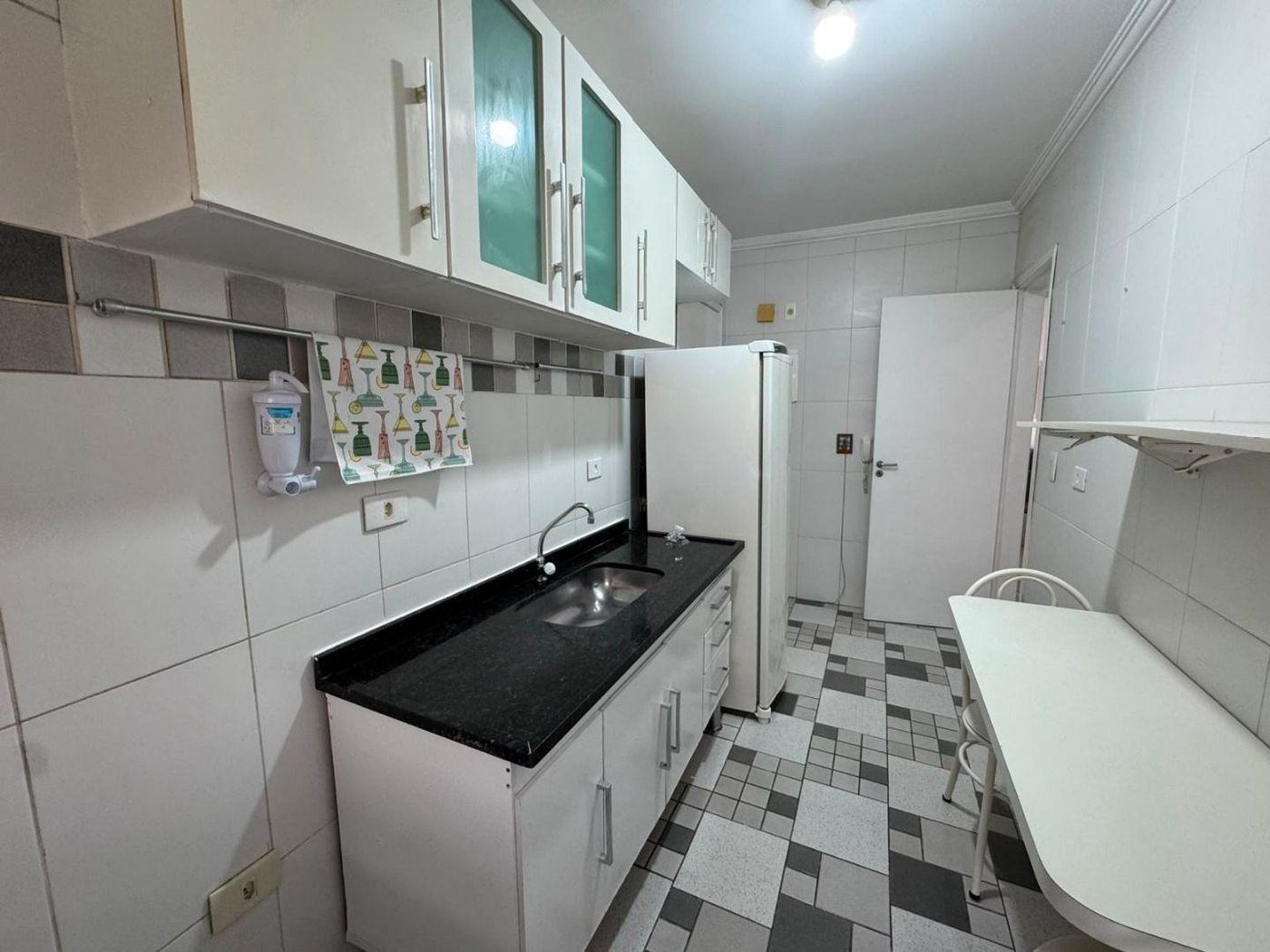 Apartamento com 3 dormitórios para alugar, 80 m² por R$ 4.000,02/mês - Balneário Cidade Atlântica - Guarujá/SP