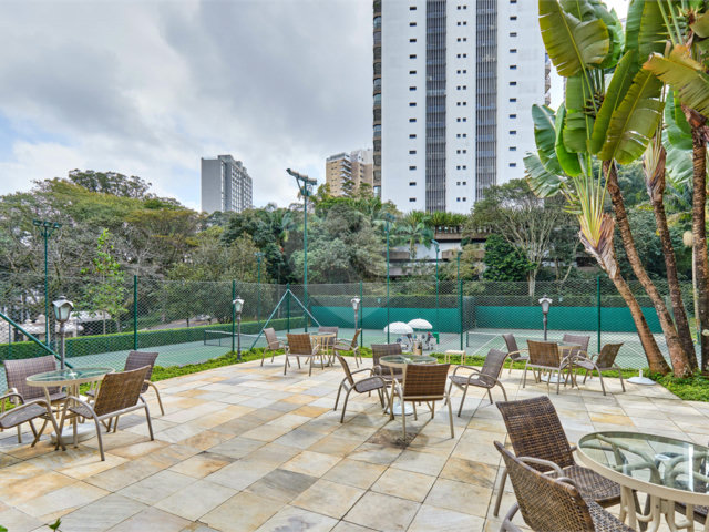 Apartamento à venda com 4 suítes em Santo Amaro, São Paulo, SP