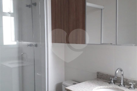 Apartamento à venda com 3 quartos, sendo 1 suíte, em Jardim Umarizal, São Paulo, SP