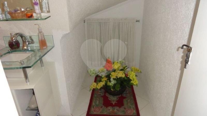 Sobrado à venda com 3 quartos, sendo 2 suítes, em Água Fria, São Paulo, SP