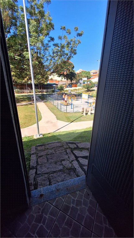 Sobrado à venda com 2 suítes em Jardim Itamaracá, Indaiatuba, SP