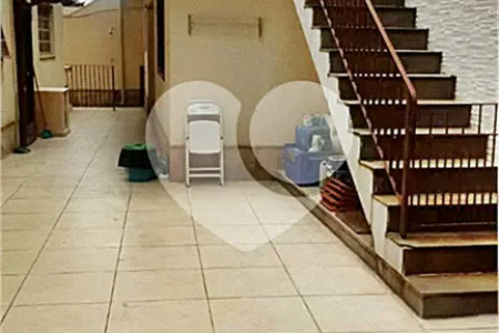 Sobrado à venda com 8 quartos, sendo 5 suítes, em Jardim Franca, São Paulo, SP
