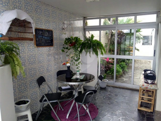 Sobrado à venda com 5 quartos, sendo 1 suíte,  em Planalto Paulista, São Paulo, SP