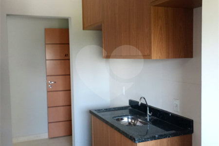 Apartamento à venda com 3 quartos, sendo 1 suíte,  em Parque Campolim, Sorocaba, SP