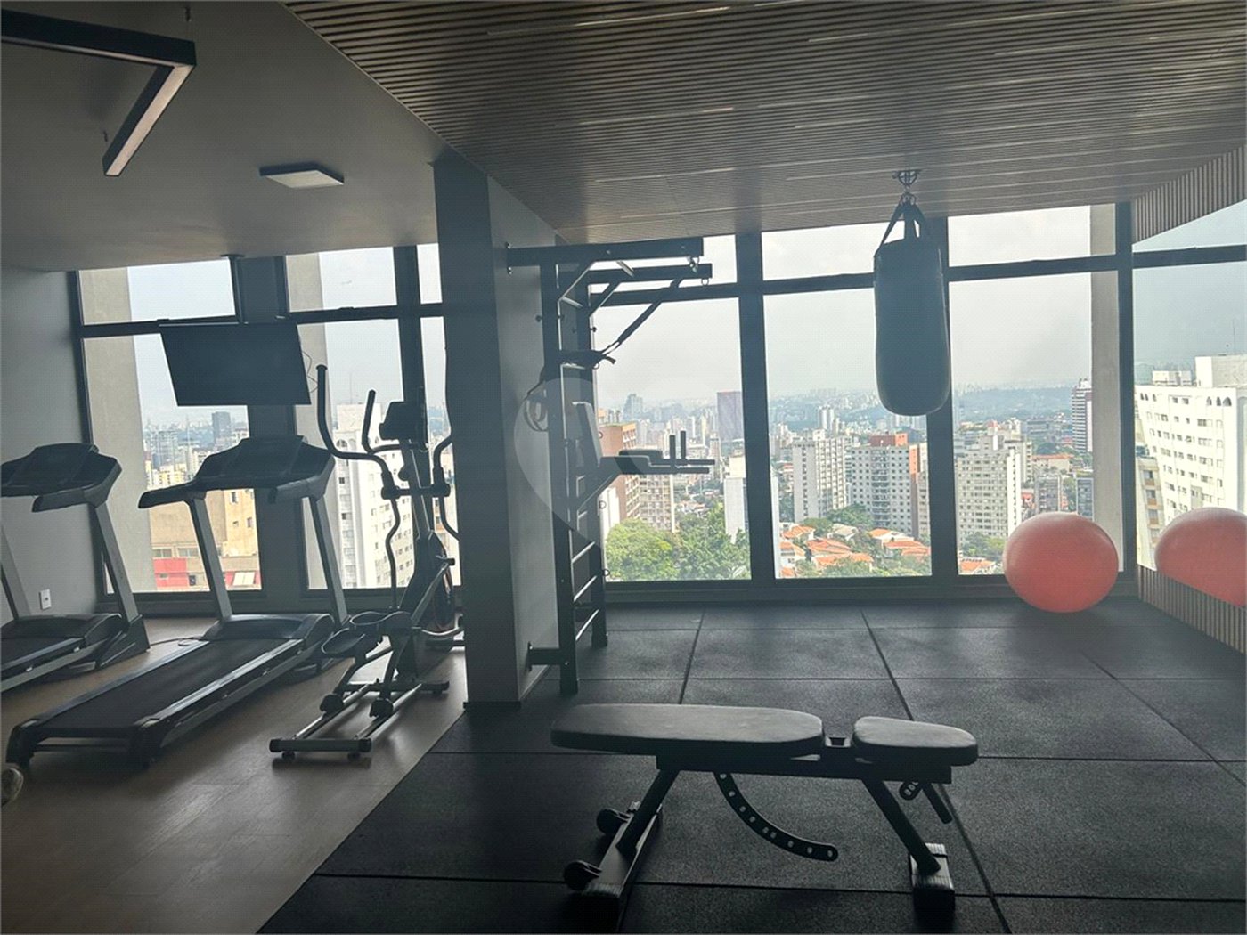 Apartamento à venda com 1 suíte em Cerqueira César, São Paulo, SP