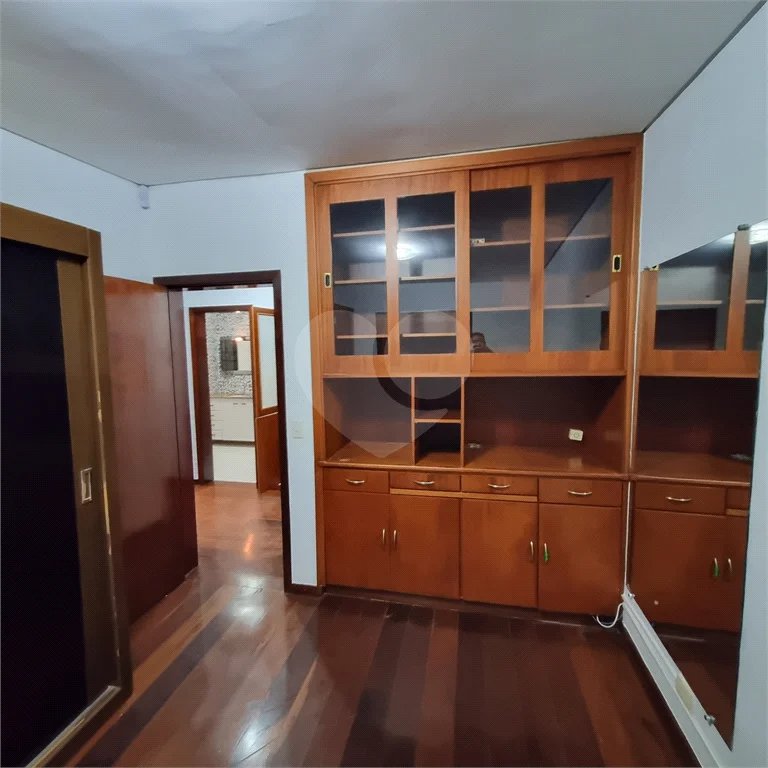 Condomínio à venda com 3 quartos, sendo 1 suíte,  em Condomínio Vale da Santa Fé, Vinhedo, SP