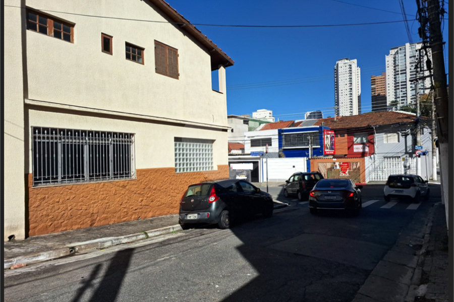 Sobrado à venda com 5 quartos, sendo 1 suíte,  em Santana, São Paulo, SP