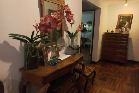 Casa à venda com 3 quartos, sendo 2 suítes, em Morumbi, São Paulo, SP