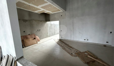 Casa à venda com 3 quartos, sendo 1 suíte,  no condomínio Lago dos Ipês, Itapetininga - SP