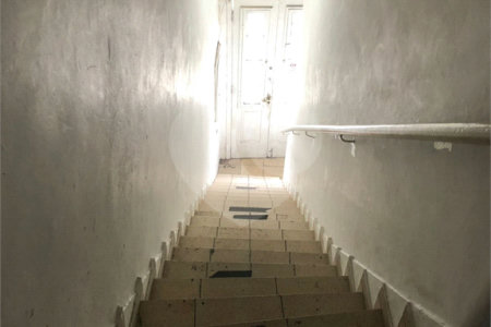 Casa à venda com 6 quartos, sendo 2 suítes, em Vila Monumento, São Paulo, SP