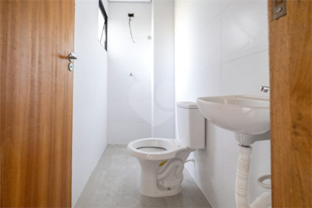 Casa à venda com 2 quartos no condomínio Residencial Laura, São Paulo - SP