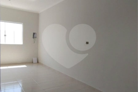 Casa à venda com 2 quartos no condomínio Residencial Bella Suissa, Mogi das Cruzes - SP