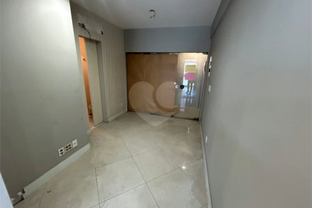 Sala à venda em Copacabana, Rio de Janeiro, RJ
