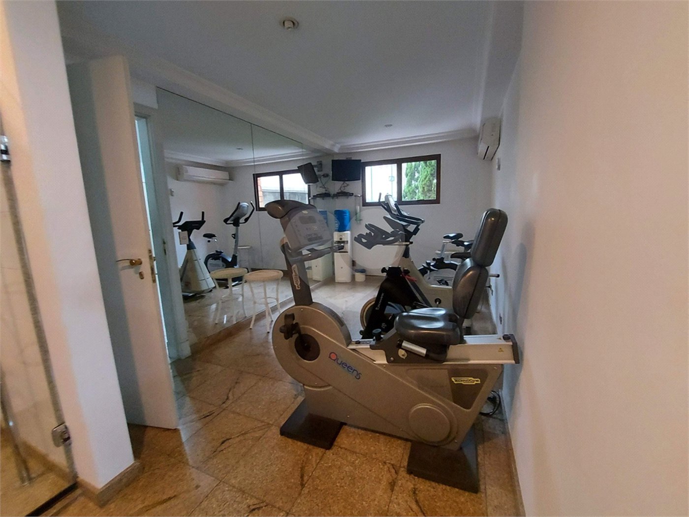Apartamento à venda com 4 suítes em Moema, São Paulo, SP