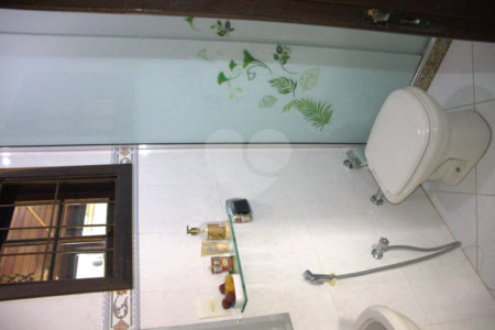 Casa à venda com 3 quartos, sendo 1 suíte, no condomínio Village da Posse, Rio de Janeiro - RJ