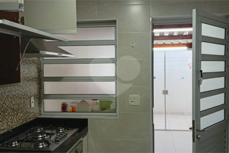 Casa à venda com 4 quartos, sendo 2 suítes,  em Vila Sônia, São Paulo, SP