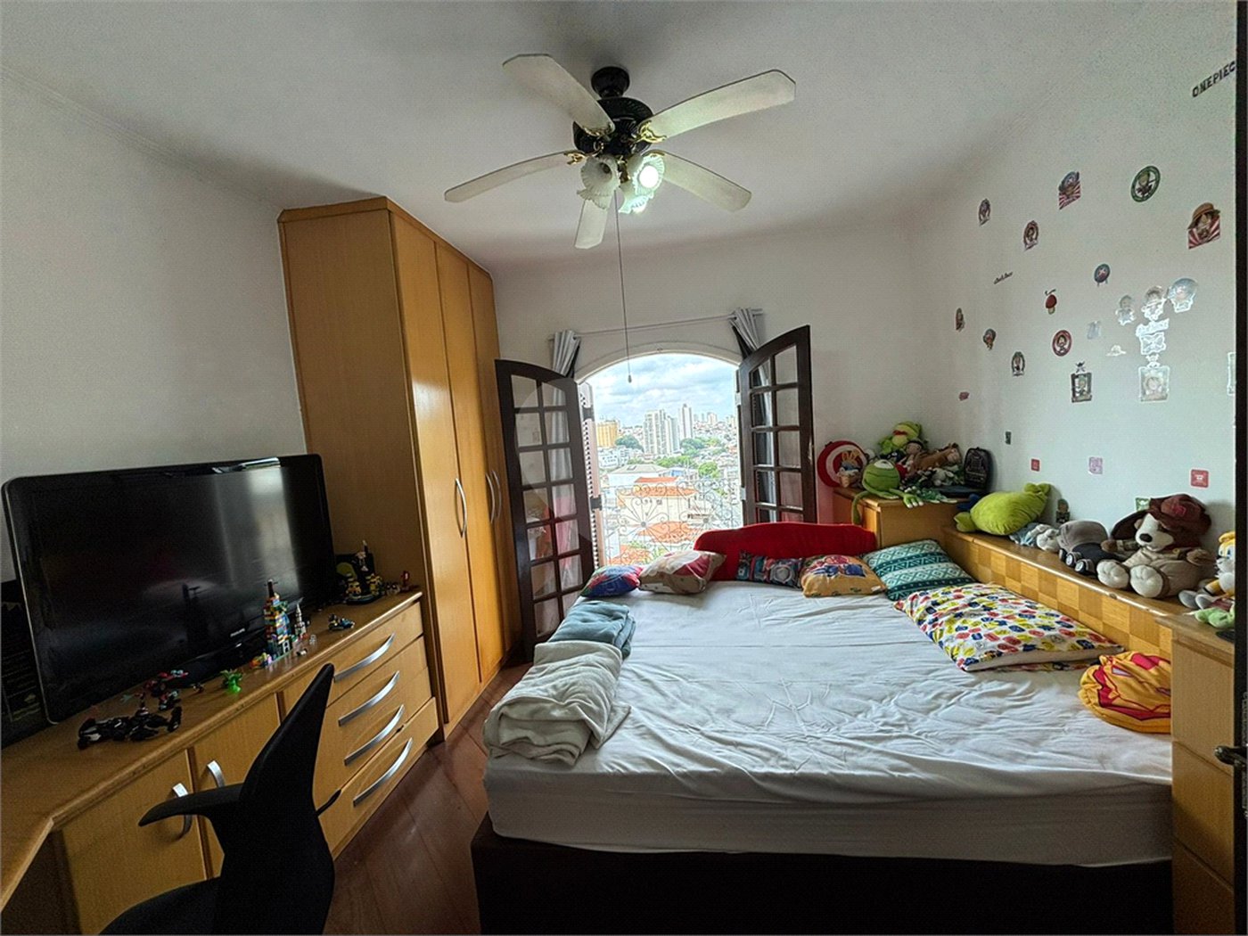Casa à venda com 3 quartos, sendo 1 suíte,  em Vila Nivi, São Paulo, SP