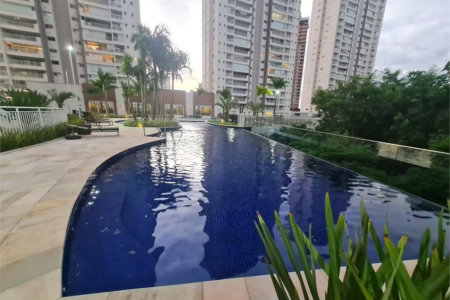Apartamento à venda com 3 quartos, sendo 1 suíte, em Vila Anastácio, São Paulo, SP