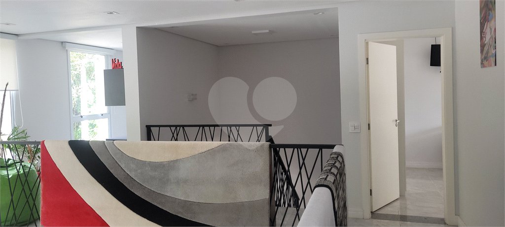 Casa à venda ou para alugar com 3 suítes no condomínio Sausalito, Mairiporã - SP