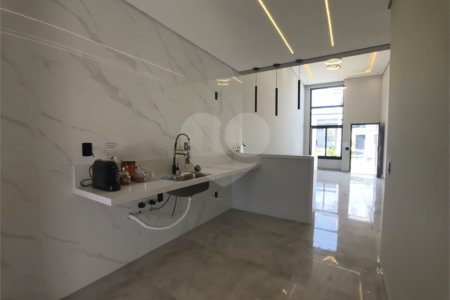 Casa à venda com 3 quartos, sendo 1 suíte,  no condomínio Horto Florestal Villagio, Sorocaba - SP