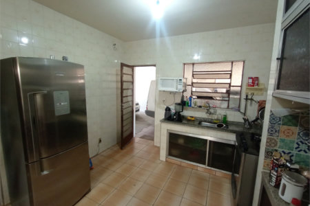 Casa à venda com 3 quartos em Vila Oliveira, Itapetininga, SP