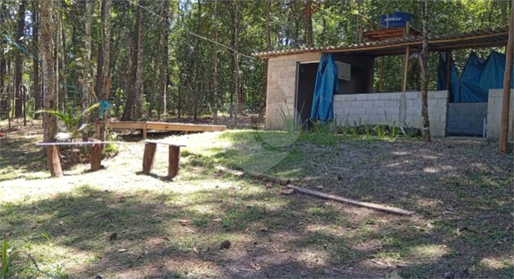 Chácara à venda com 4 quartos em Parque Maria Fernandes, São Paulo, SP