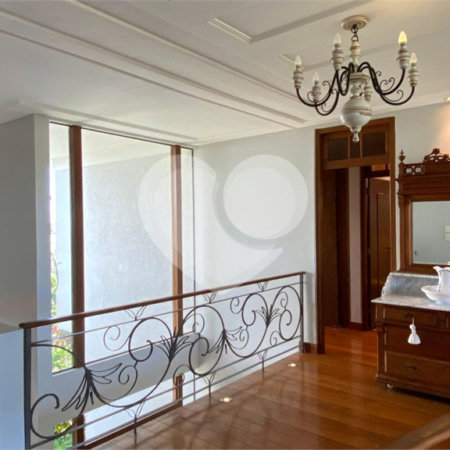 Casa à venda com 1 quarto, sendo 3 suítes, no Centro, Porto Seguro, BA