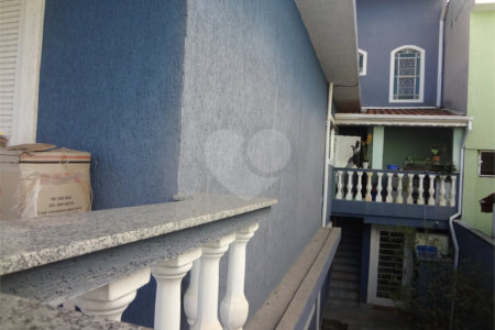 Sobrado à venda com 4 suítes em Santa Teresinha, São Paulo, SP