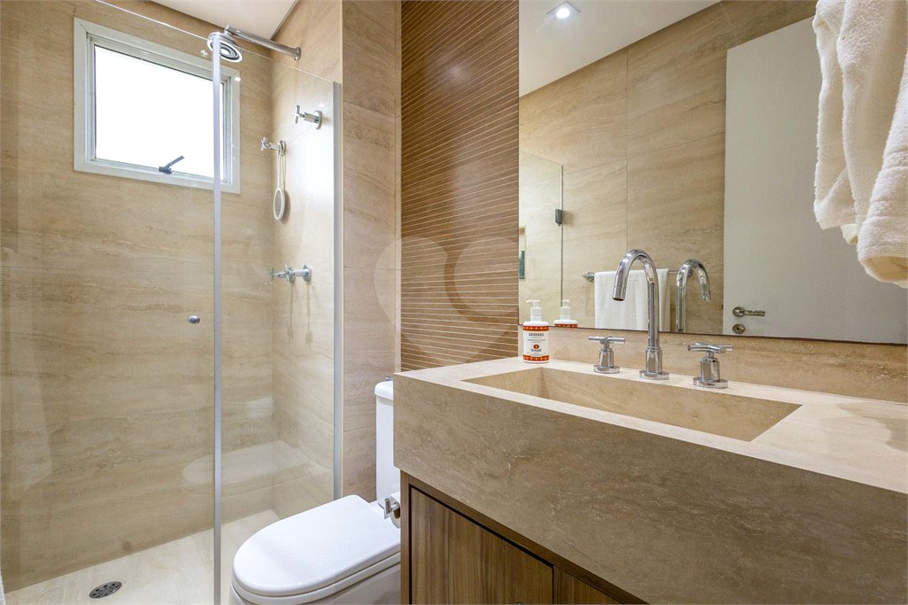 Apartamento à venda ou para alugar com 2 quartos, sendo 1 suíte, em Vila Olímpia, São Paulo, SP