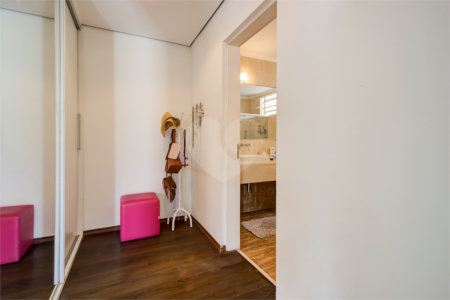 Casa de Vila à venda com 4 suítes em Granja Julieta, São Paulo, SP