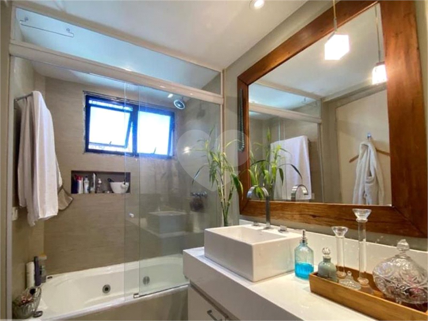 Apartamento à venda com 3 suítes em Vila Suzana, São Paulo, SP