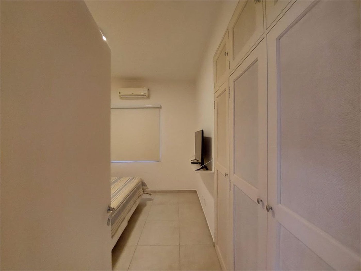 Apartamento com 4 dormitórios à venda, 120 m² por R$ 700.000,00 - Pitangueiras - Guarujá/SP