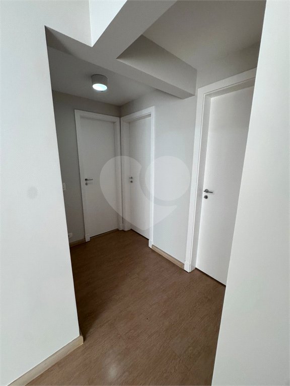 Apartamento para alugar com 3 quartos, sendo 1 suíte,  em Pinheiros, São Paulo, SP