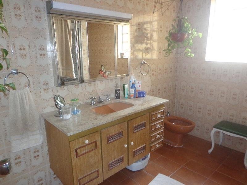 Sobrado à venda com 3 quartos, sendo 2 suítes, em Indianópolis, São Paulo, SP