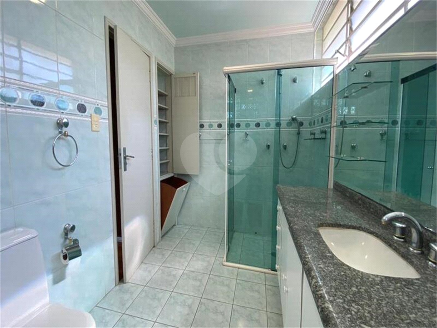 Casa Térrea à venda com 4 quartos, sendo 2 suítes, em Jardim Floresta, São Paulo, SP