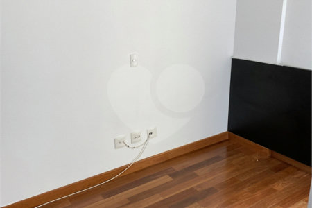 Apartamento à venda com 3 quartos, sendo 1 suíte,  em Santana, São Paulo, SP