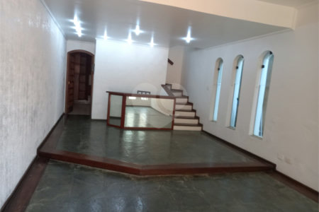 Casa para alugar com 4 quartos, sendo 1 suíte, em Chácara Santo Antônio, São Paulo, SP