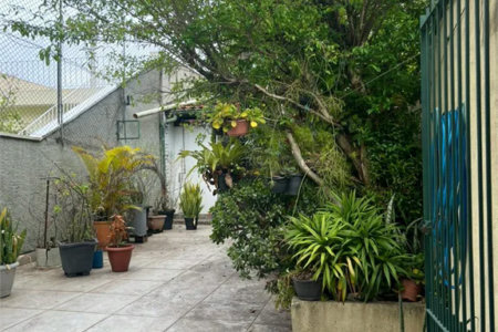 Casa à venda com 5 quartos, sendo 3 suítes, em Jardim Bonfiglioli, São Paulo, SP