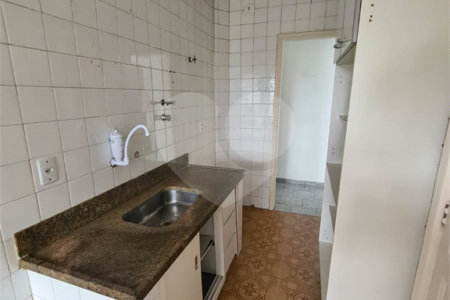 Apartamento à venda com 2 quartos em Vila Pirajussara, São Paulo, SP