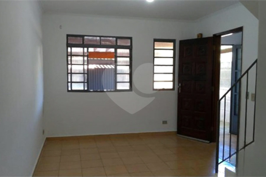 Sobrado à venda com 2 quartos em Vila Gustavo, São Paulo, SP