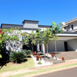 Casa à venda com 4 suítes no condomínio Quinta das Laranjeiras, Araraquara - SP