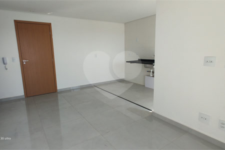Apartamento à venda com 2 quartos, sendo 1 suíte, em Alvinópolis, Atibaia, SP