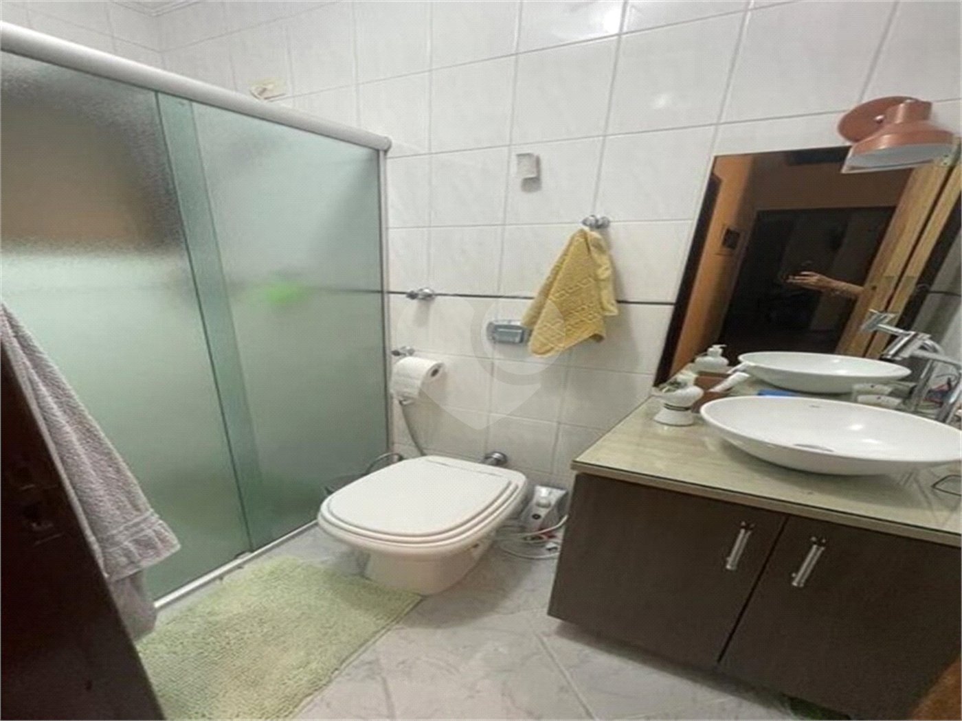 Casa à venda com 3 quartos, sendo 1 suíte, no condomínio Beatriz, São Paulo - SP