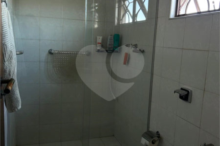 Sobrado à venda com 4 quartos, sendo 2 suítes,  em Parque Nova Suíça, Valinhos, SP