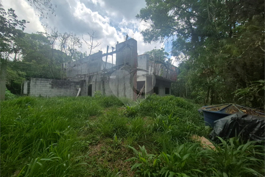 Terreno à venda no condomínio Alpes da Cantareira, Mairiporã - SP
