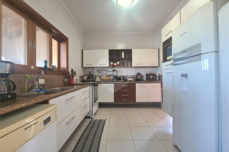Casa à venda com 4 suítes no condomínio Santa Teresa, Itupeva - SP