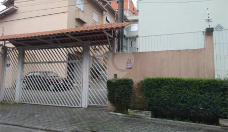 Casa em condomínio à venda com 3 quartos, sendo 1 suíte,  em Jardim Caboré, São Paulo, SP