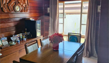 Casa à venda com 3 quartos no condomínio Colinas Verdes, Arujá - SP
