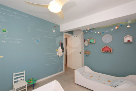 Apartamento à venda com 4 quartos, sendo 1 suíte, em Alto da Boa Vista, São Paulo, SP