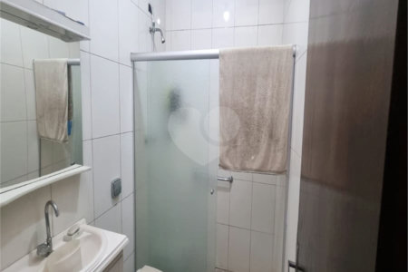 Casa Térrea à venda com 3 quartos em Chora Menino, São Paulo, SP